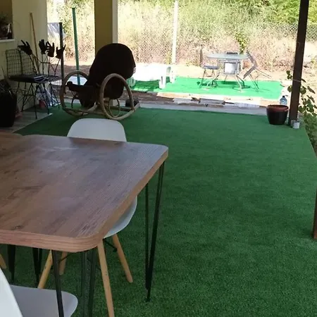 за гости пансионът на роуз вълшебната ми кръстница *